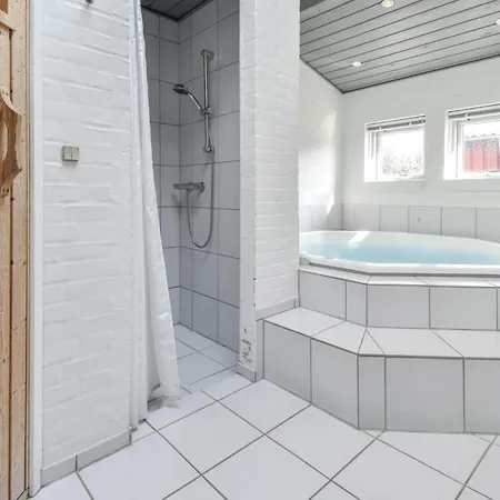 Sandageren Faaborg X *