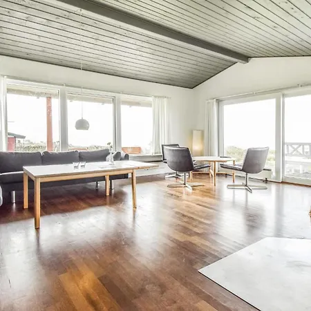 度假居 Sandageren Faaborg X *